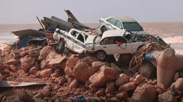 Libya’da sel felaketinde bilanço ağırlaşıyor